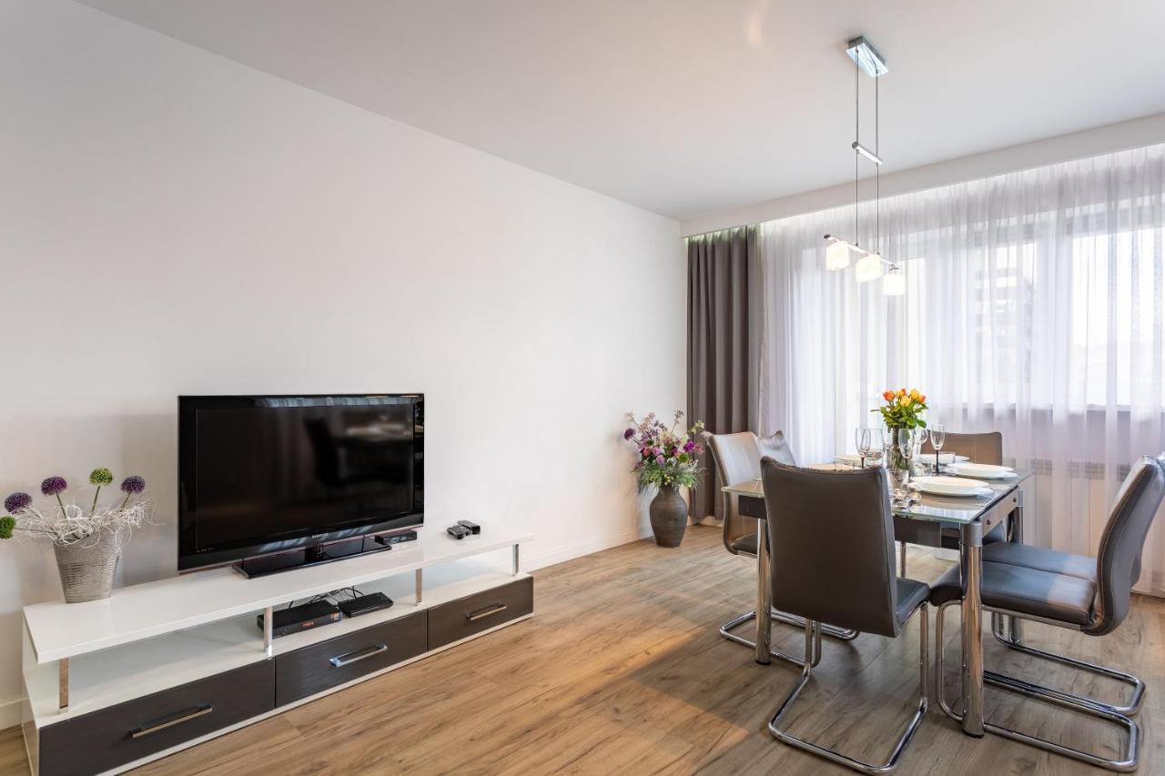 Apart-Invest Apartament Paryski Шклярська Поремба Екстер'єр фото