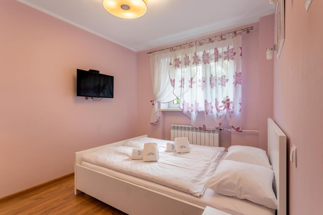 Apart-Invest Apartament Paryski Шклярська Поремба Екстер'єр фото