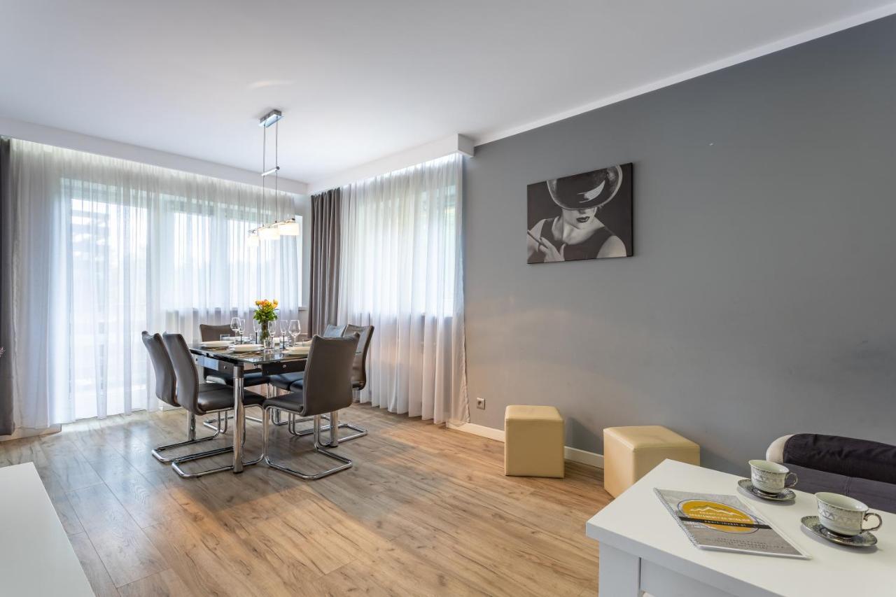 Apart-Invest Apartament Paryski Шклярська Поремба Екстер'єр фото